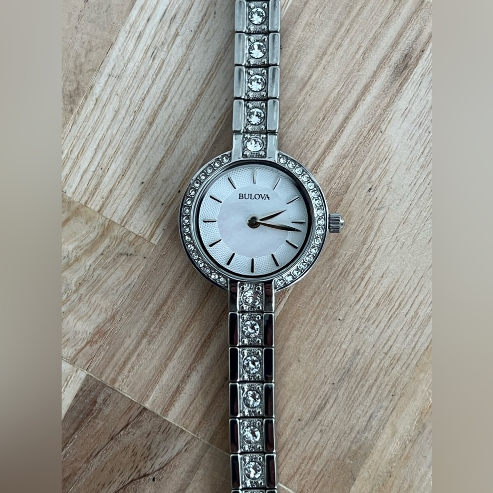 Bulova Ladies Watch Crystal Embellishments Stainless Bracelet Pearl White Dial - Picture 4 of 13